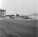 150669 Gezicht op het busstation bij het N.S.-station te Schiedam te Schiedam.